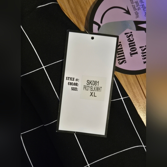 NWT Mia Rose Grid Pencil Skirt - Picture 4 of 7